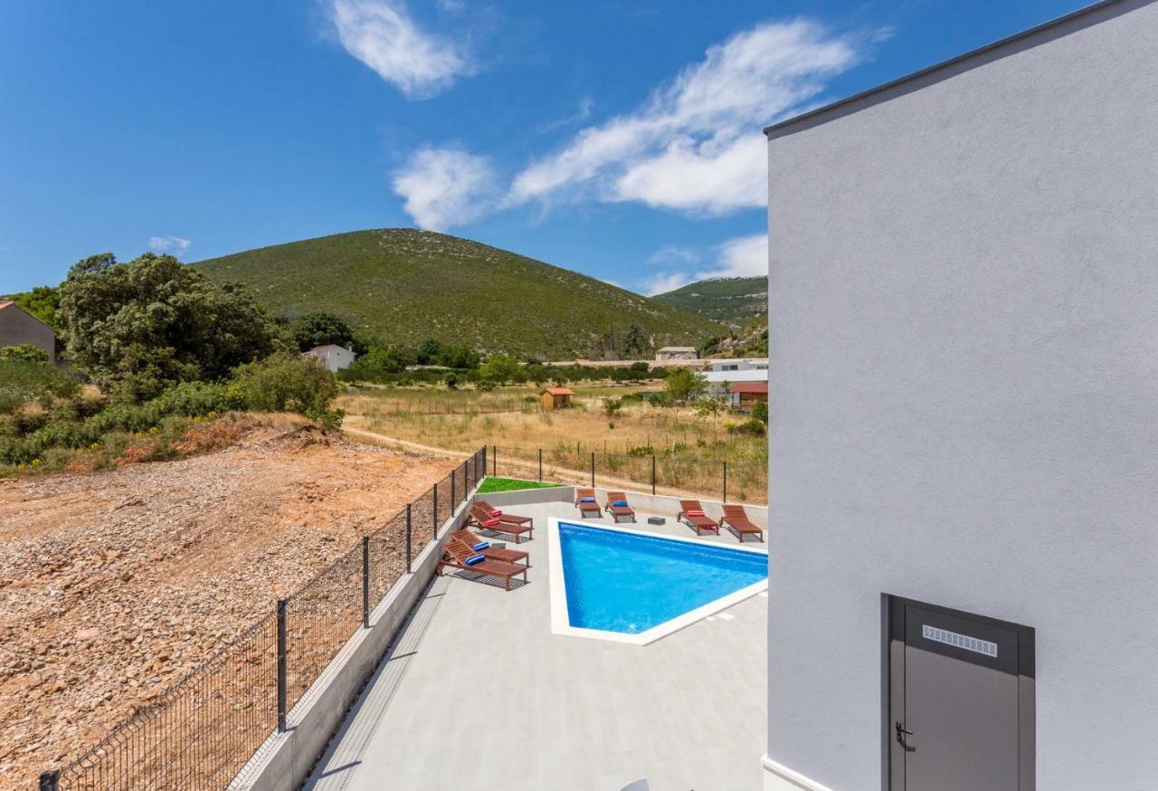 Villa Mila Kastela Kastel Novi Bagian luar foto