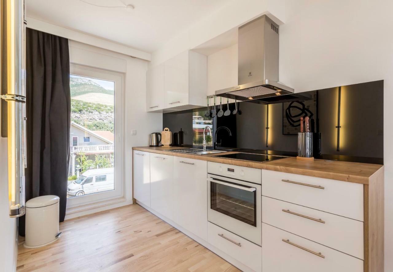 Villa Mila Kastela Kastel Novi Bagian luar foto